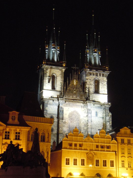 974 Praga ritorno -Cattedrale del Tyn